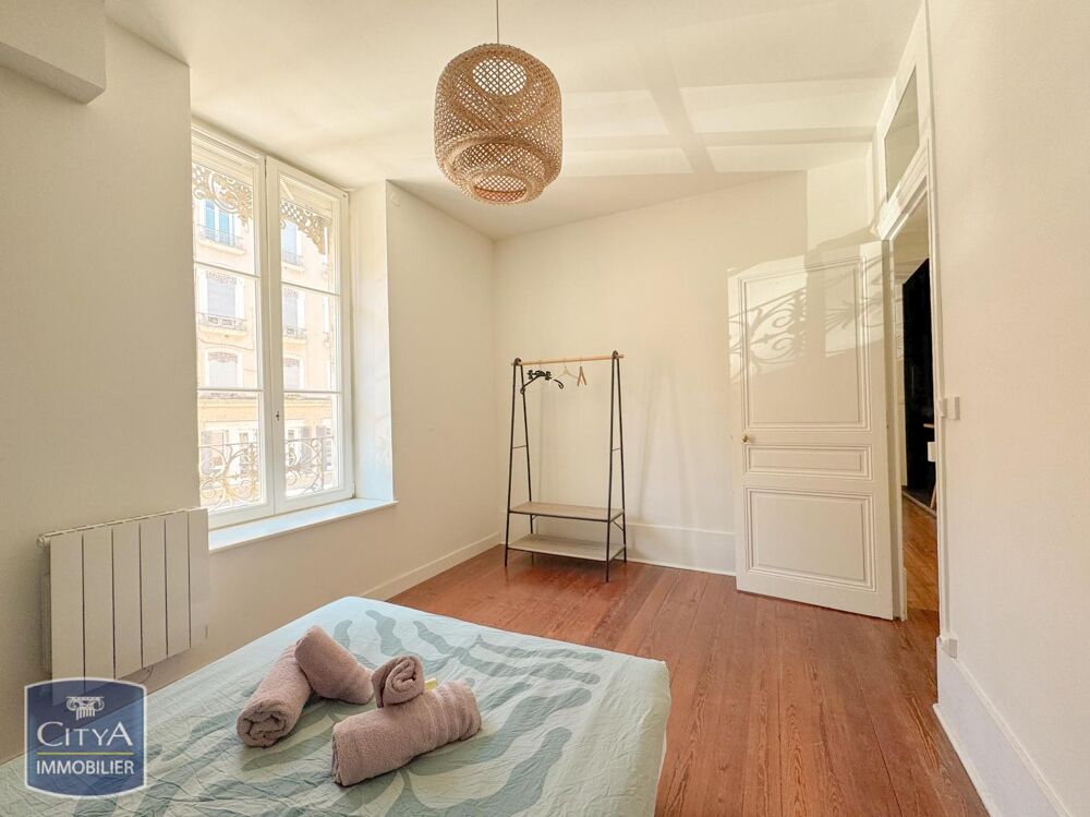 location Appartement - 3 pièce(s) - 59 m² Mâcon (71000)