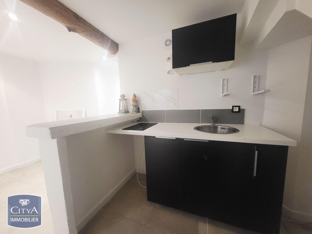 location Appartement - 1 pièce(s) - 18 m² Roquebrune-sur-Argens (83520)