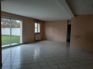  Maison à louer 4 pièces 120 m²