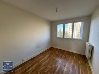  Appartement à louer 3 pièces 58 m²