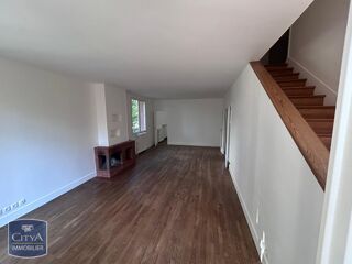  Maison à louer 6 pièces 146 m²