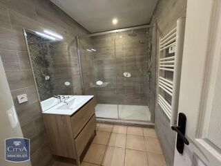  Appartement � louer 3 pi�ces 82 m�