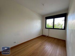  Appartement � louer 4 pi�ces 102 m�