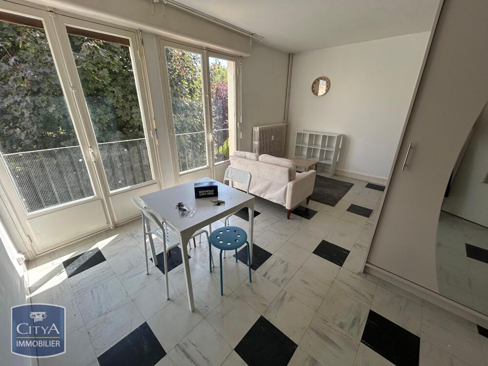 location Appartement - 1 pièce(s) - 33 m² Châlons-en-Champagne (51000)