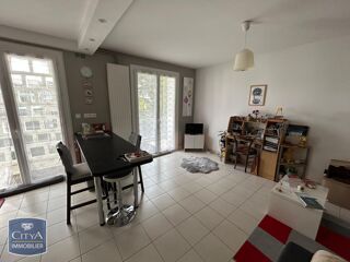  Appartement à louer 2 pièces 38 m²
