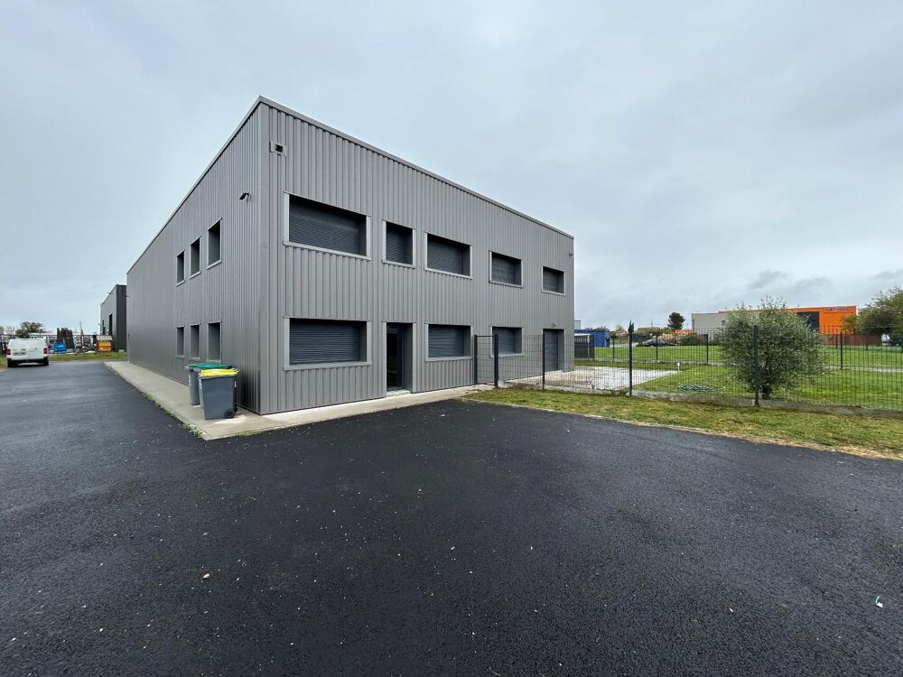   Location / Local Commercial - 550 m² 