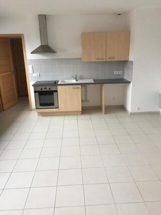  Appartement à louer 2 pièces 45 m²