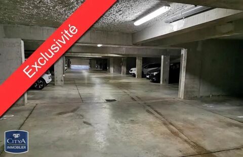  Parking / Garage � louer 