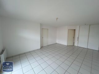  Appartement à louer 3 pièces 62 m²