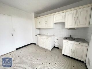  Appartement à louer 2 pièces 45 m²