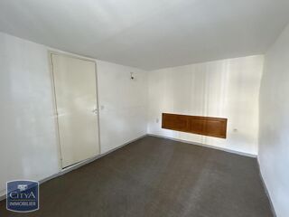  Appartement à louer 2 pièces 36 m²