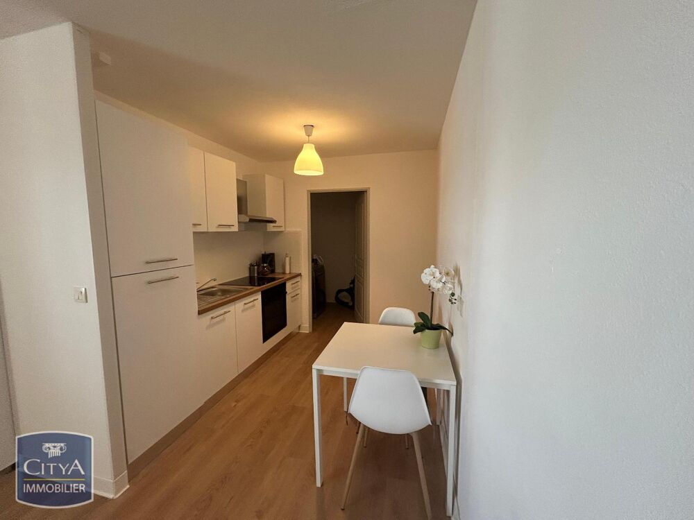 À LOUER : Appartement T3 meublé refait à neuf ! moderne ....