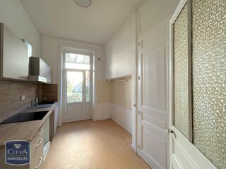  Appartement à louer 4 pièces 101 m²