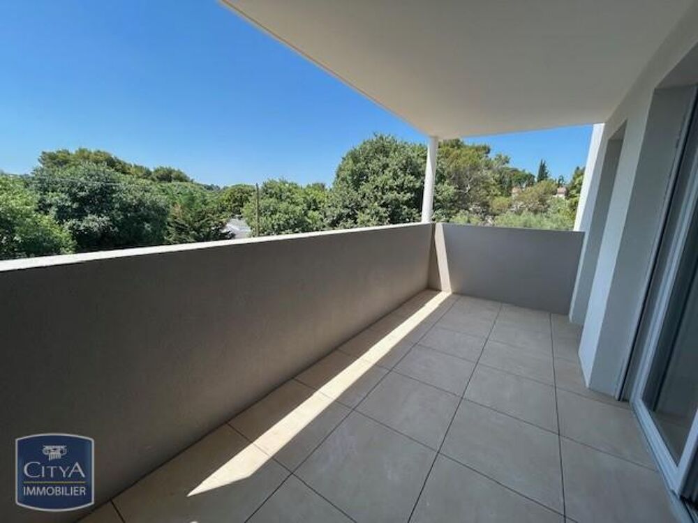 location Appartement - 3 pièce(s) - 61 m² Nimes (30900)