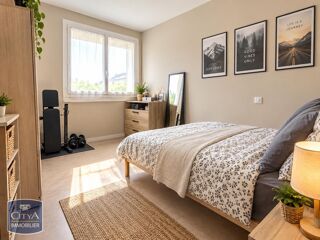  Appartement à louer 4 pièces 66 m²