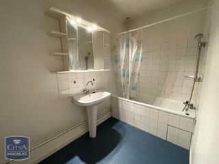  Appartement à louer 1 pièce 48 m²