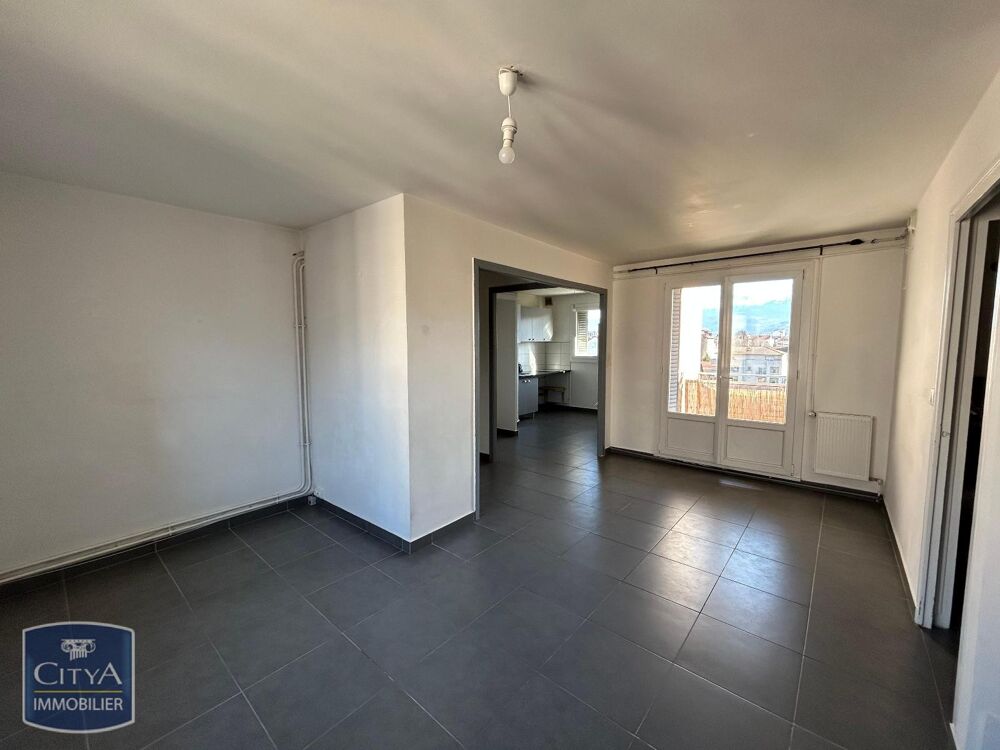 À LOUER : Appartement T4 situé dans la charmante ville d....