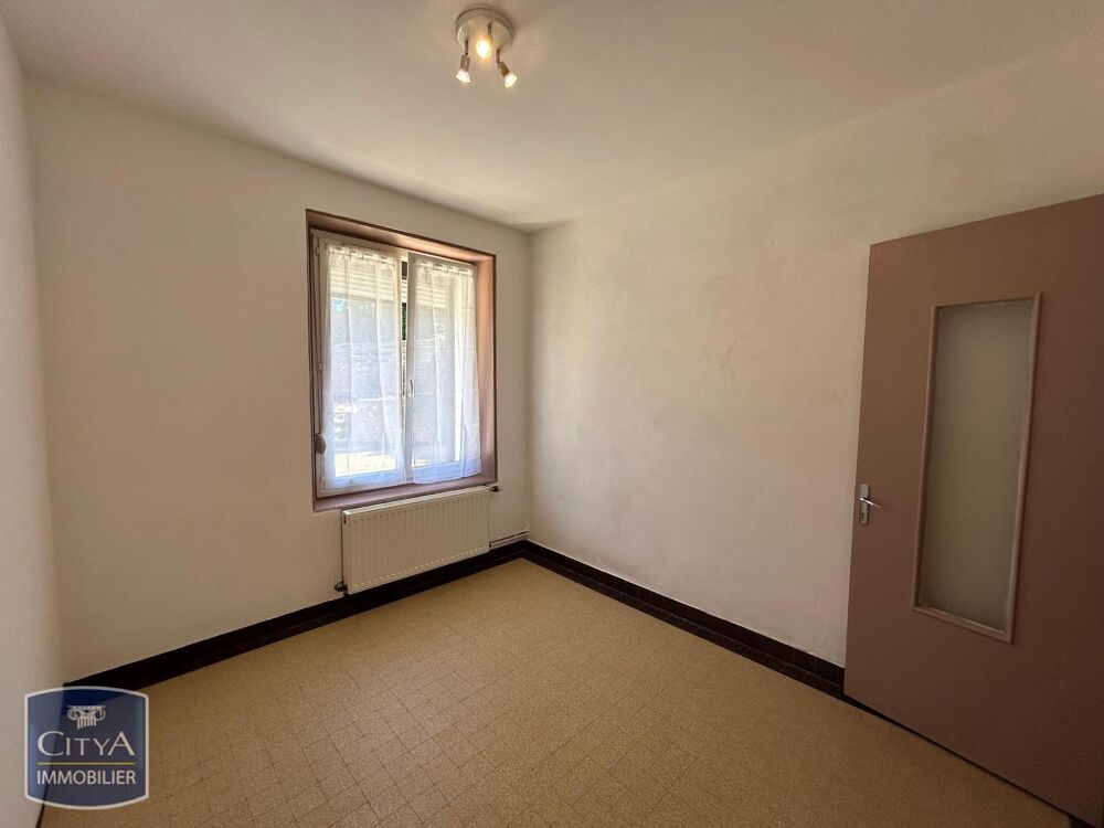 location Appartement - 3 pièce(s) - 58 m² Carignan (08110)