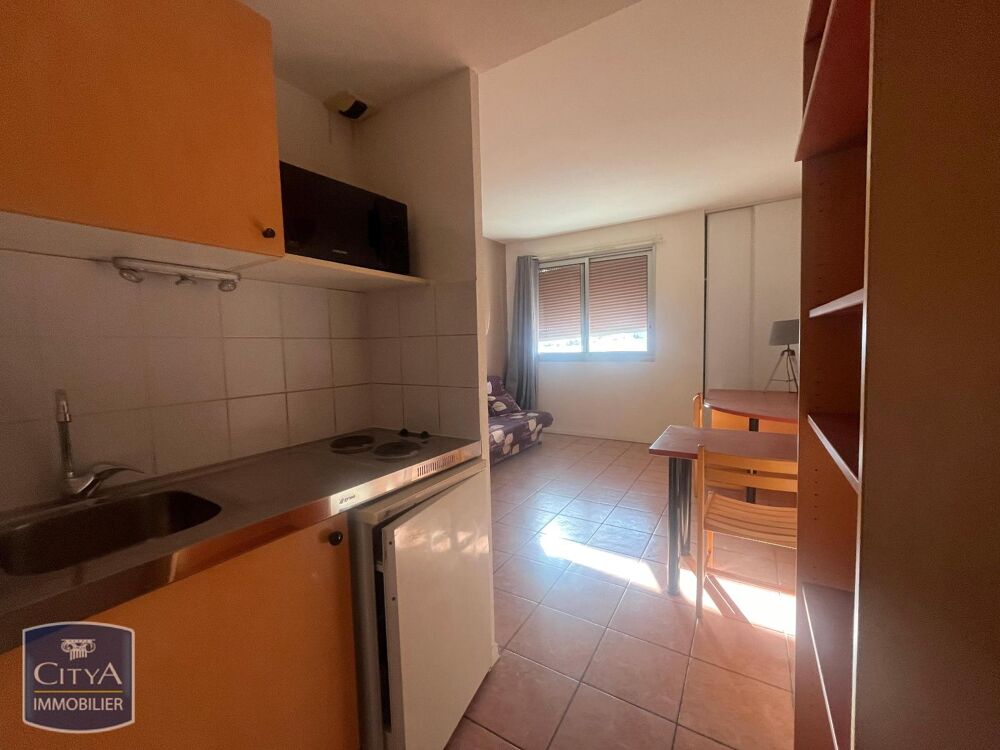 location Appartement - 1 pièce(s) - 22 m² Nîmes (30000)