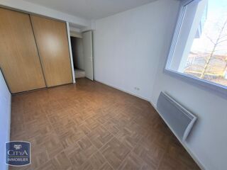  Appartement à louer 3 pièces 66 m²