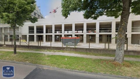  Parking / Garage � louer 