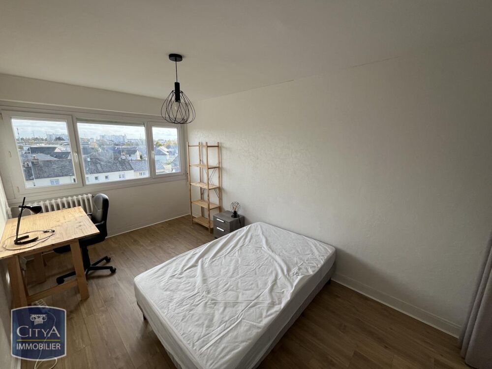 À LOUER - CHAMBRE MEUBLE Chambre à louer dans un apparte....