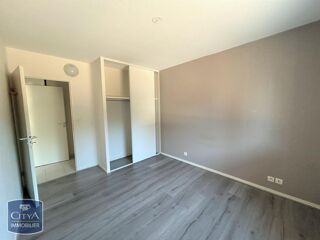  Appartement à louer 2 pièces 44 m²