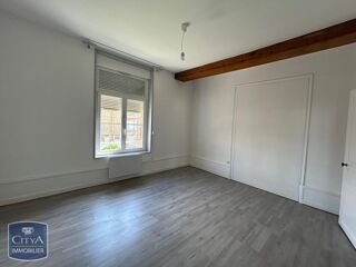  Appartement à louer 3 pièces 92 m²