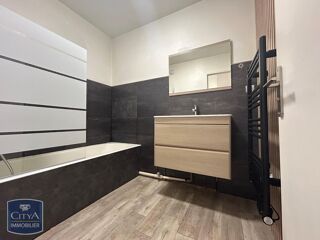  Appartement à louer 2 pièces 45 m²