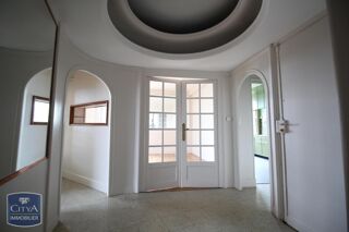  Appartement à louer 4 pièces 87 m²