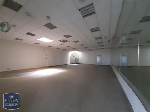   Location / Local Commercial - 273 m² 