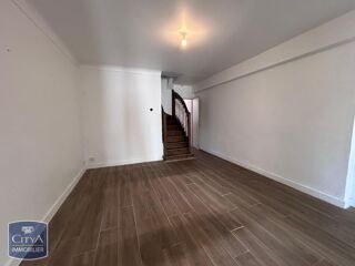  Maison à louer 4 pièces 96 m²