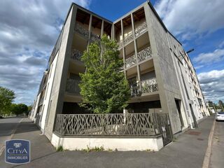 Appartement à louer 3 pièces 61 m²