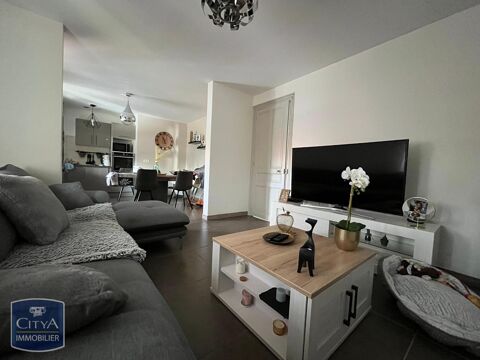   Location Appartement Appartement - 3 pièce(s) - 64 m²