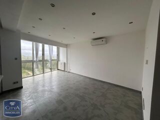  Appartement � louer 4 pi�ces 79 m�