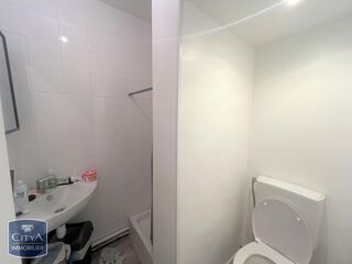  Appartement à louer 2 pièces 42 m²