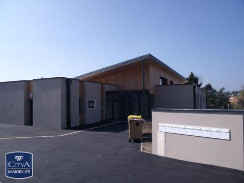 LOCAL PROFESSIONNEL MAISON DE SANTE TREMENTINES Venez... 390 49340 Trementines