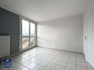  Appartement à louer 5 pièces 116 m²