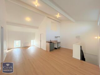  Appartement à louer 3 pièces 58 m²
