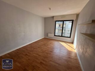  Appartement à louer 2 pièces 42 m²