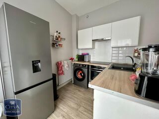  Appartement à louer 2 pièces 44 m²