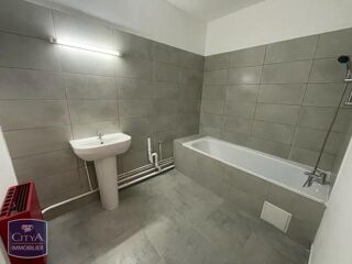  Appartement à louer 3 pièces 69 m²