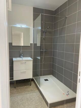  Appartement � louer 2 pi�ces 60 m�