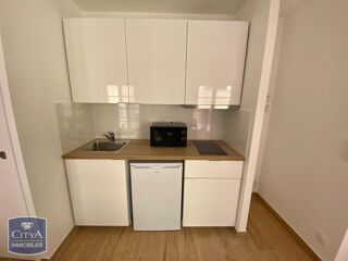location Appartement - 1 pièce(s) - 18 m² Toulon (83000)