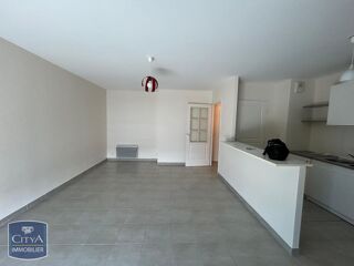  Appartement à louer 2 pièces 46 m²