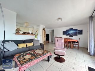  Appartement à louer 4 pièces 85 m²