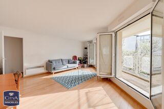  Appartement à louer 3 pièces 79 m²