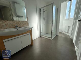  Appartement à louer 2 pièces 43 m²