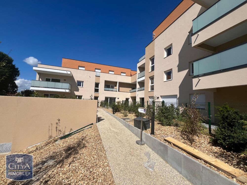 location Appartement - 4 pièce(s) - 82 m² Mionnay (01390)