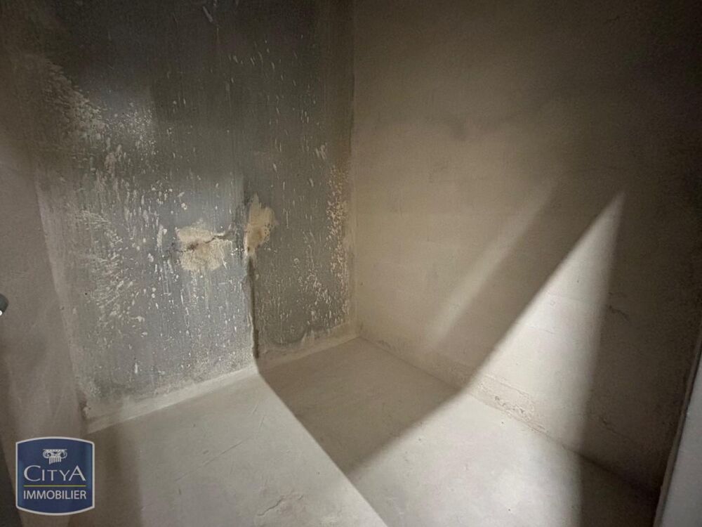 location Parking / Garage - 4 m² Antibes (06600)
